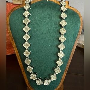 Bling-y Silver Clover Necklace 20” unisex!